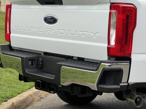 New 2026 Ford F250 XL image 5