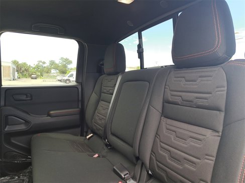 New 2026 Nissan Frontier PRO-4X w/ Pro-4x Convenience Package image 6