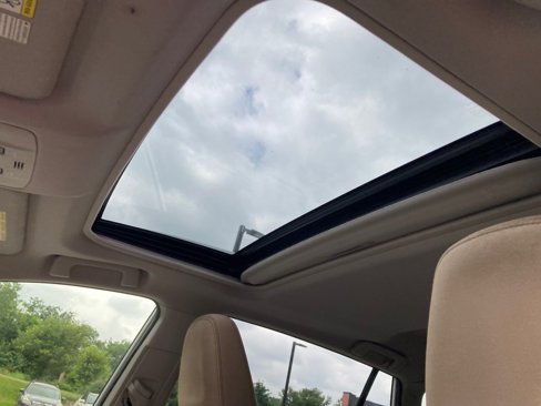 Used 2013 Toyota RAV4 XLE image 13