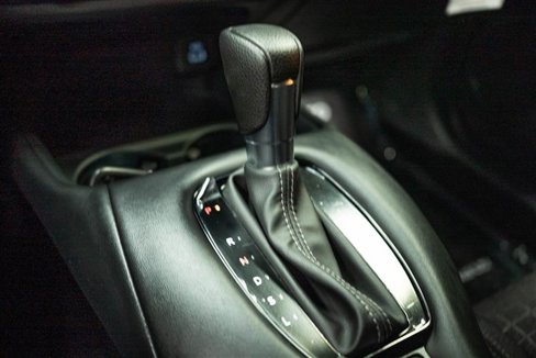 Used 2025 Honda HR-V LX image 17