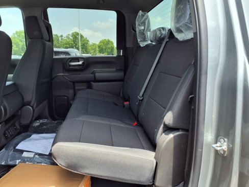 New 2025 Chevrolet Silverado 2500 Custom w/ Custom Value Package image 11
