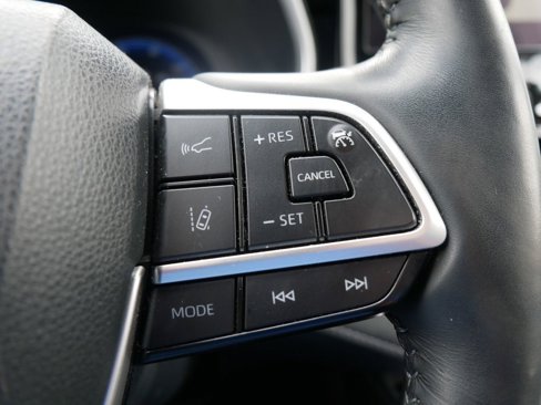 Used 2023 Toyota Highlander Limited image 27