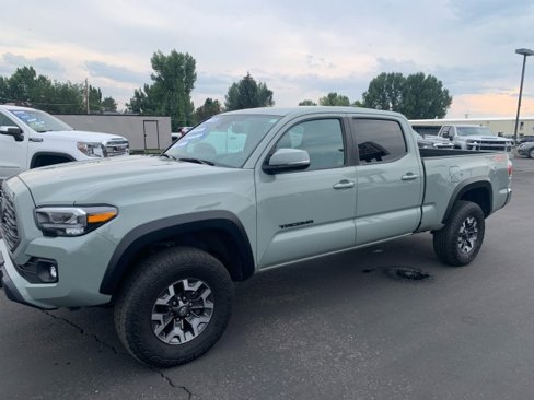 Used 2023 Toyota Tacoma SR5 image 3