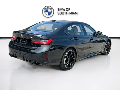 Used 2024 BMW M340i w/ Premium Package image 7