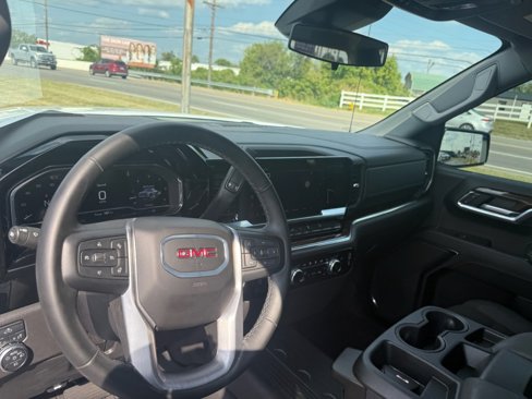 Used 2024 GMC Sierra 1500 Elevation image 12