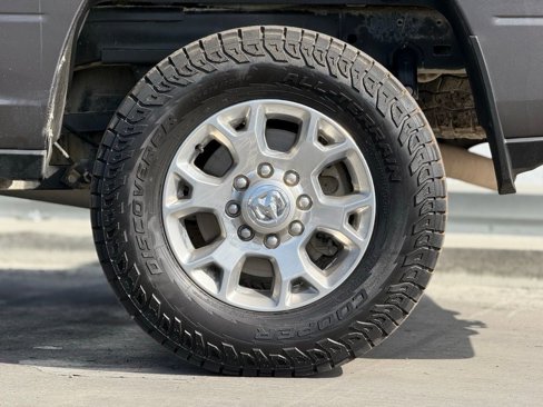 Used 2024 RAM 2500 Laramie image 3