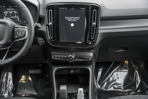New 2026 Volvo XC40 B5 Ultra w/ Protection Package Premier image 22