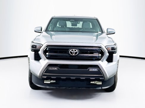Used 2024 Toyota Tacoma SR5 image 2