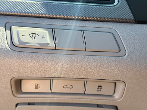 Used 2017 Hyundai Sonata SE image 19