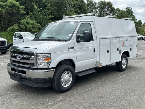 New 2026 Ford E-350 and Econoline 350 Super Duty w/ Power Equipment Group image 1