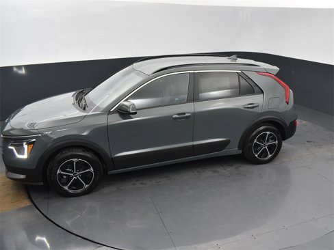 New 2025 Kia Niro EX image 44
