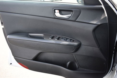 Used 2019 Kia Optima LX w/ LX Premium Package image 11