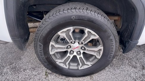 Used 2025 GMC Sierra 1500 SLT image 12