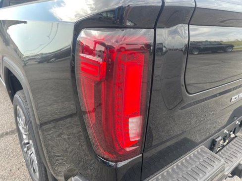 New 2025 GMC Sierra 1500 Denali Ultimate image 11