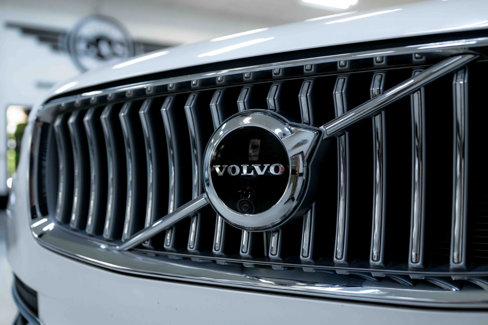 Used 2023 Volvo XC90 T8 Ultimate w/ Lounge Package image 34