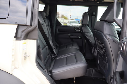 New 2025 Ford Bronco Badlands image 11