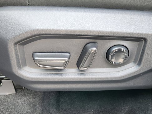 New 2025 Toyota Tundra Limited image 15