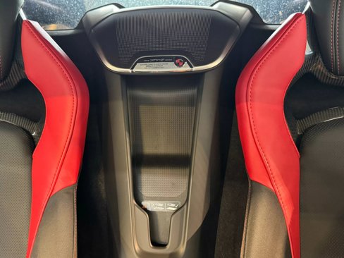 Used 2023 Chevrolet Corvette Stingray Premium Cpe w/ Z51 Performance Package image 27