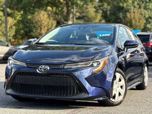 Used 2020 Toyota Corolla LE image 1