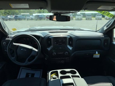 New 2025 Chevrolet Silverado 2500 Custom w/ Custom Value Package image 6