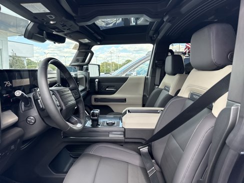 New 2026 GMC Hummer EV 4x4 Crew Cab image 10