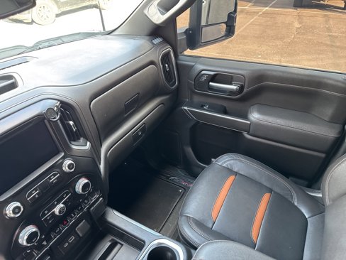 Used 2023 GMC Sierra 2500 AT4 image 39