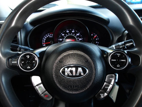 Used 2016 Kia Soul image 16