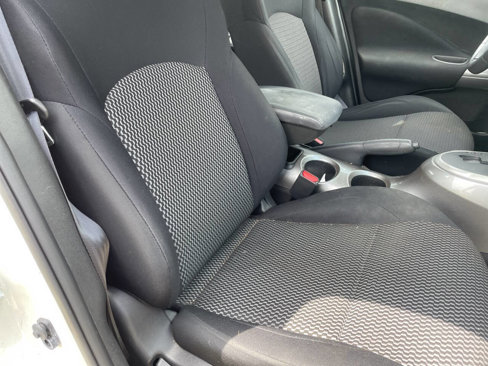 Used 2017 Nissan Juke S image 21