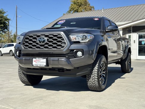Used 2021 Toyota Tacoma TRD Sport image 7
