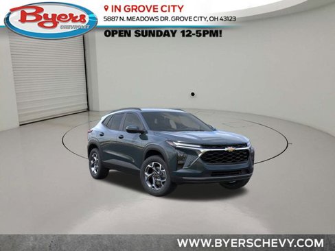 New 2025 Chevrolet Trax LT w/ Driver Confidence Package image 1