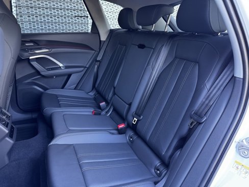 New 2025 Audi Q5 Premium Plus image 10