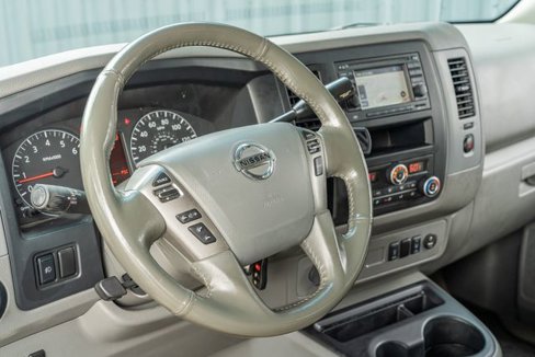 Used 2013 Nissan NV 3500 SL w/ Technology Pkg image 24