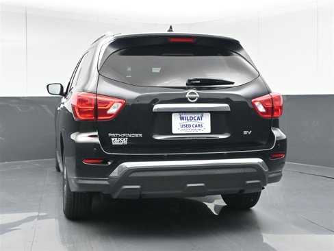 Used 2020 Nissan Pathfinder SV image 6
