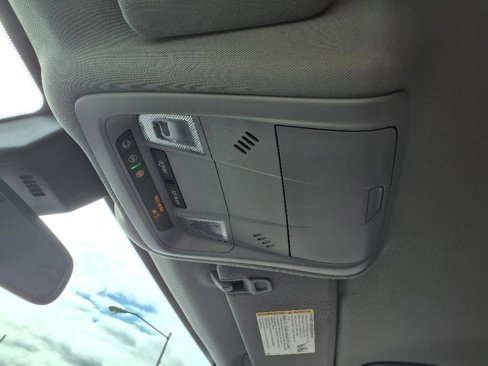 Certified 2022 GMC Terrain SLE w/ Driver Convenience Package image 30