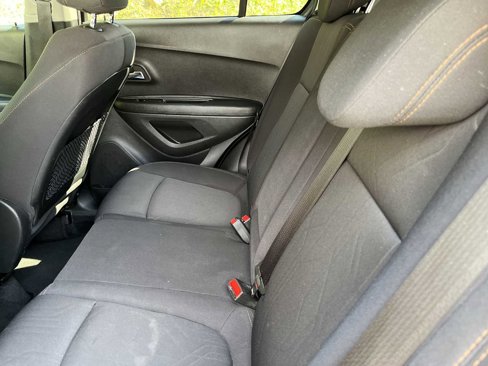 Certified 2017 Chevrolet Trax LT w/ Sun & Sound Package image 23