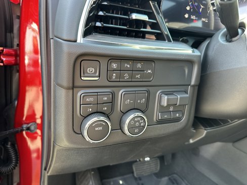 New 2025 Chevrolet Tahoe LT w/ Comfort Package image 17