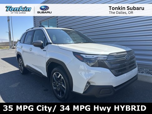 New 2025 Subaru Forester Premium image 1