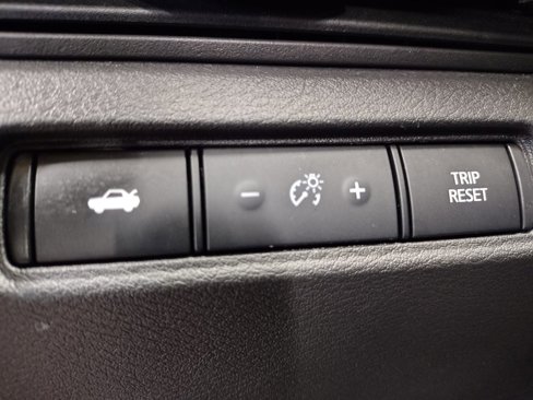 Used 2023 Nissan Altima 2.5 SV image 15