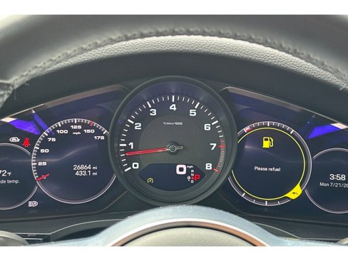 Used 2022 Porsche Cayenne image 31
