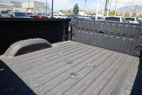 Used 2025 GMC Sierra 2500 AT4X image 13