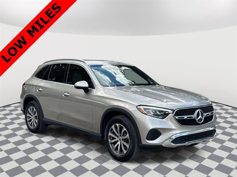 Used 2024 Mercedes-Benz GLC 300 image 7