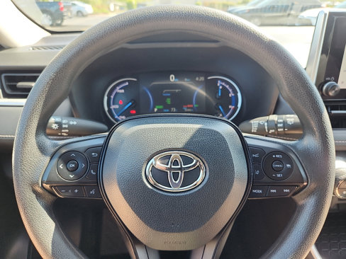 Used 2024 Toyota RAV4 XLE image 18