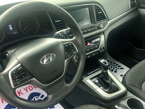 Used 2018 Hyundai Elantra SEL image 5