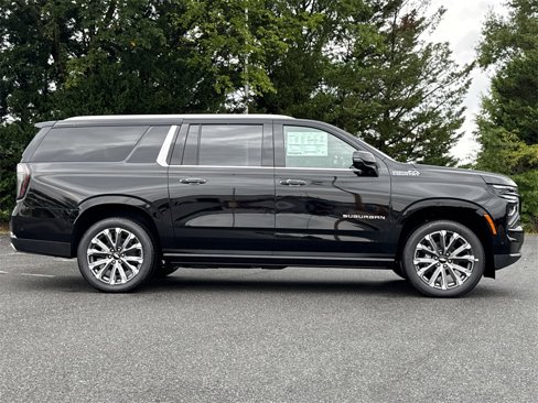 New 2026 Chevrolet Suburban High Country image 2