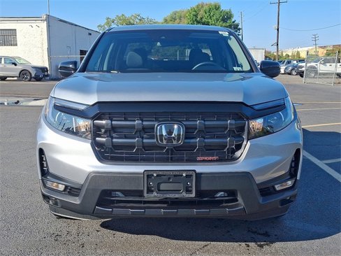 Certified 2025 Honda Ridgeline Sport image 2