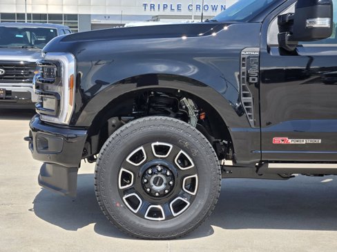 New 2026 Ford F350 Platinum w/ FX4 Off-Road Package image 7
