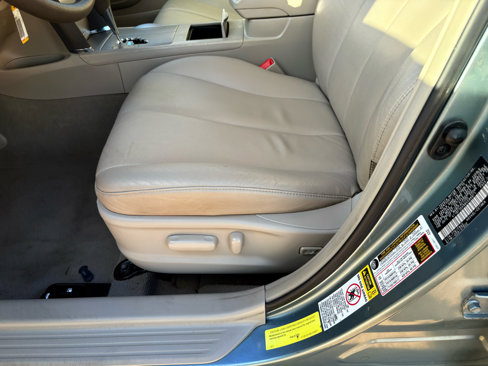 Used 2011 Toyota Camry LE image 24