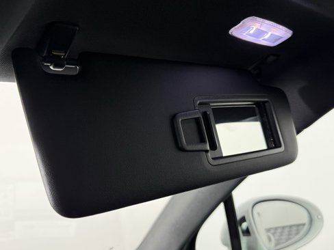 Certified 2025 Porsche Macan image 29