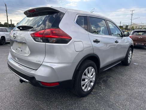 Used 2020 Nissan Rogue S image 5