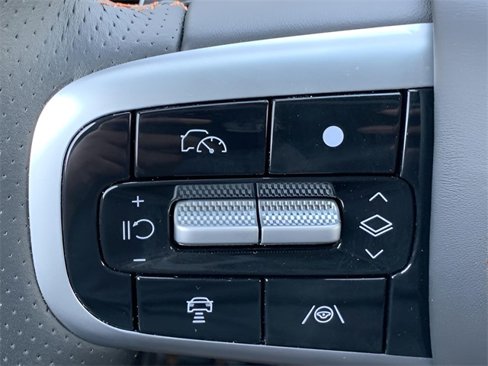 Certified 2026 Genesis GV70 3.5T Sport Prestige image 24